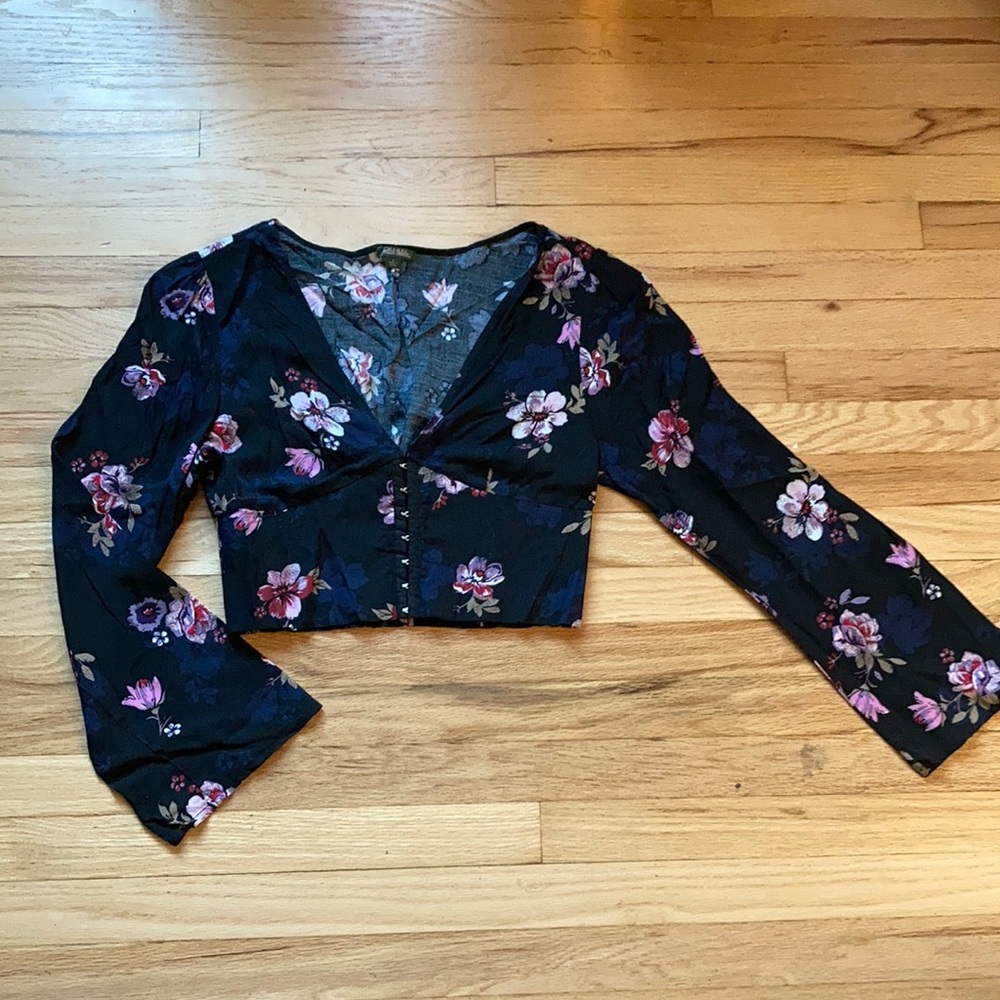 Crop top long sleeve florals